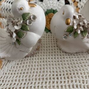 Vintage 60’s Ceramic Doves White/Gold w Floral Absolutely Stunning Final Sale